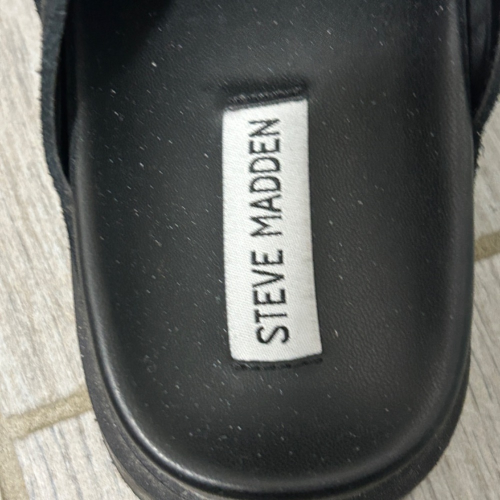 LIKE NEW! Women's Steve Madden Cherrie Black Suede Clog - 6.5 - Picture 6 of 11